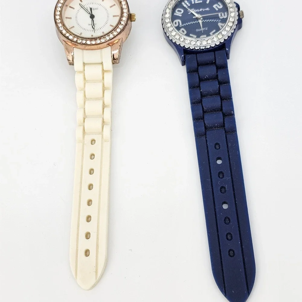 2X Casual Women's Watch 36-38MM Cream Blue Dial Plastic‎ Bands New Battery